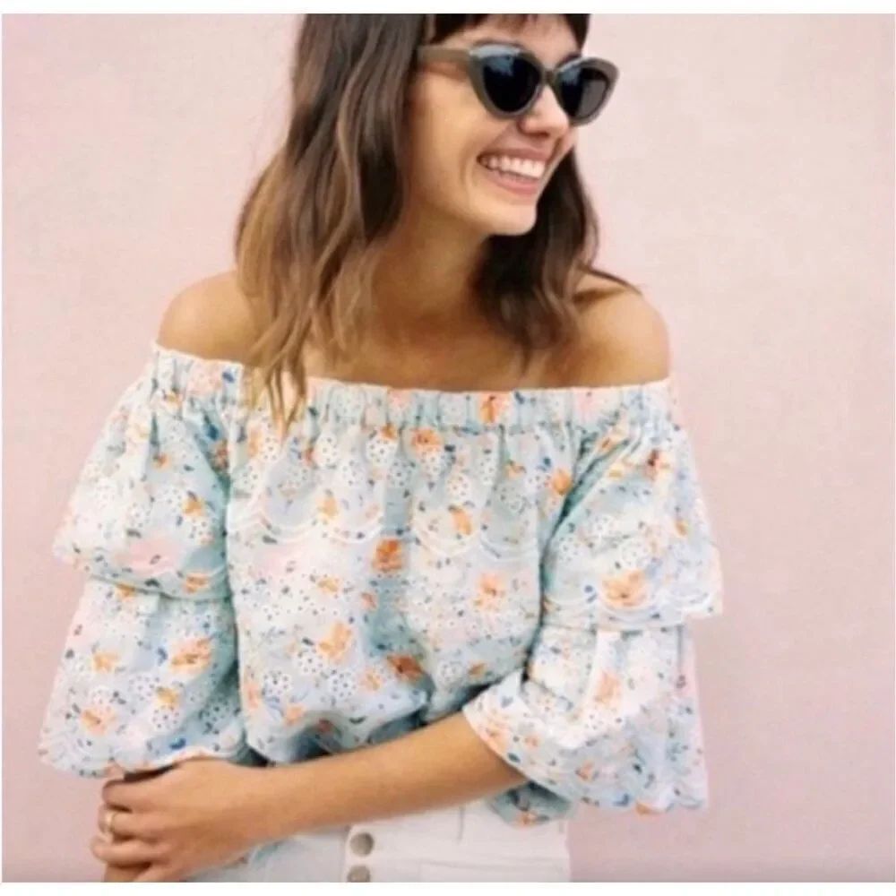 Anthropologie Laia embroidered boho M island girl top
